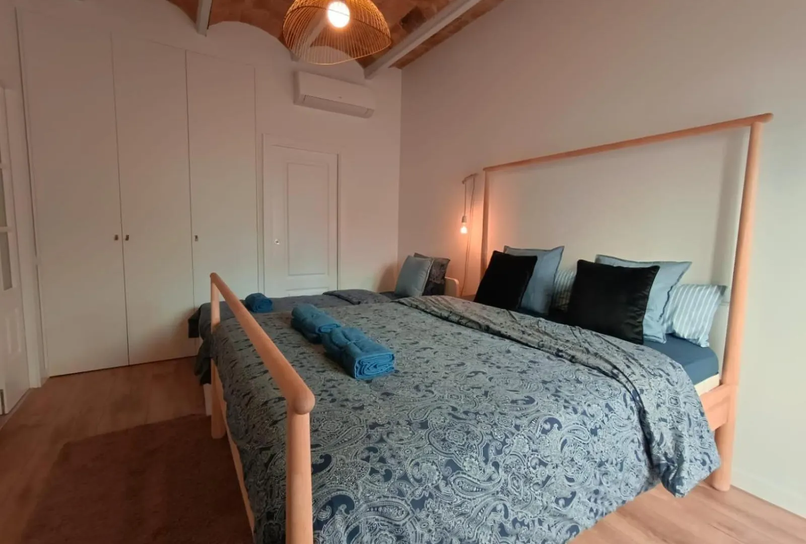Boterus In Hostel Barcelona